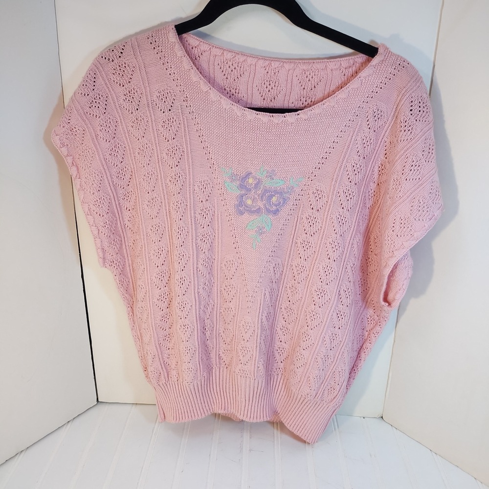 VTG Pink Pointelle Short Sleeve Sweater Floral Embroidered MD CottageCore READ